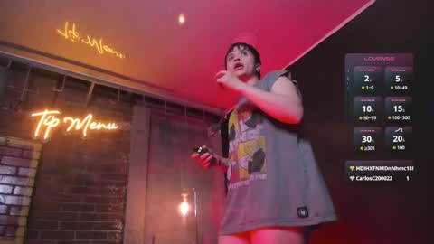 Snapshot of missaelrossi chatting on 04/12/26, 08:08 Miguel online show from 04/12/26, 08:08