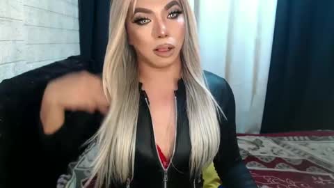 Snapshot of missaira69 chatting on 02/16/25, 11:16 AIRA online show from 02/16/25, 11:16