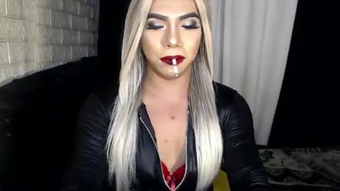 Snapshot of missaira69 chatting on 03/09/25, 01:46 AIRA online show from 03/09/25, 01:46