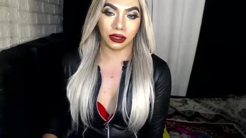 Snapshot of missaira69 chatting on 03/10/25, 04:17 AIRA online show from 03/10/25, 04:17