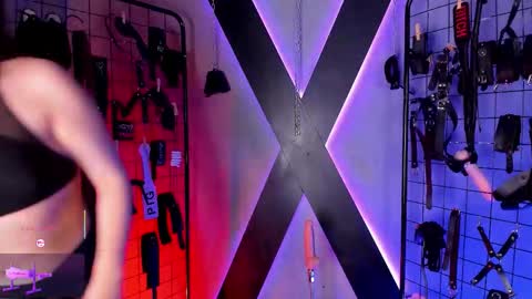 Miss Alix and Mia Slave online show from 10/18/25, 07:03