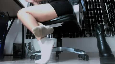 Snapshot of missalmafenix chatting on 05/28/26, 04:37 missalmafenix online show from 05/28/26, 04:37