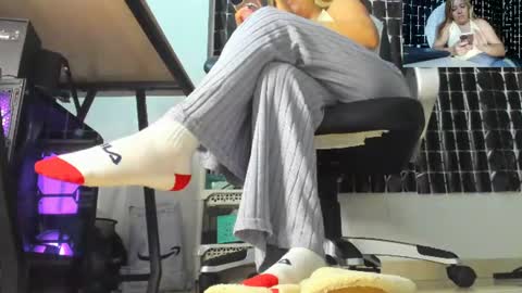 Snapshot of missalmafenix chatting on 06/09/26, 12:28 missalmafenix online show from 06/09/26, 12:28