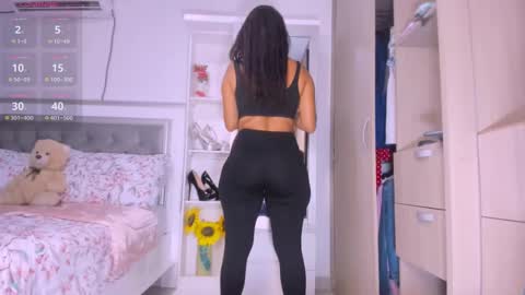 Snapshot of missameliah chatting on 02/19/25, 01:51 Ameliahs online show from 02/19/25, 01:51