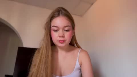 Snapshot of missameliah chatting on 09/10/25, 12:16 Ameliahs online show from 09/10/25, 12:16