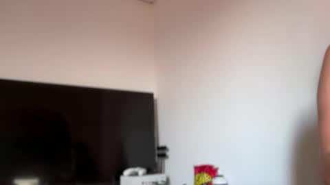 Snapshot of missameliah chatting on 09/29/25, 12:43 Ameliahs online show from 09/29/25, 12:43