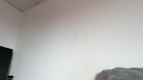 Snapshot of missameliah chatting on 11/04/25, 12:37 Ameliahs online show from 11/04/25, 12:37