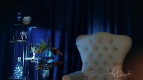 The divine Beverly online show from 04/30/26, 04:41