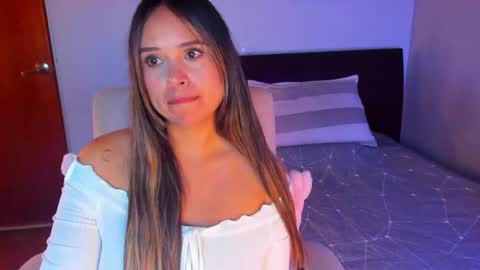 valentina andrea online show from 05/23/26, 01:11