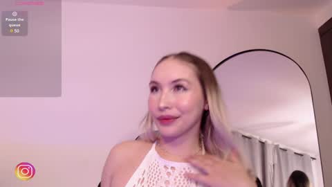 Snapshot of missblair12 chatting on 12/07/24, 12:41 MissBlair online show from 12/07/24, 12:41