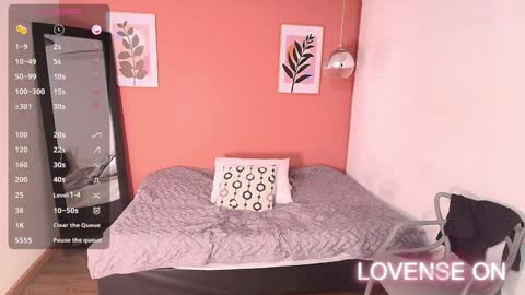 Miss Evelyn  online show from 12/28/24, 02:54