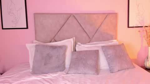 Miss Bombom online show from 09/22/25, 03:52