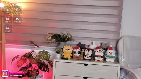 Sara Vanegas online show from 11/11/25, 12:38