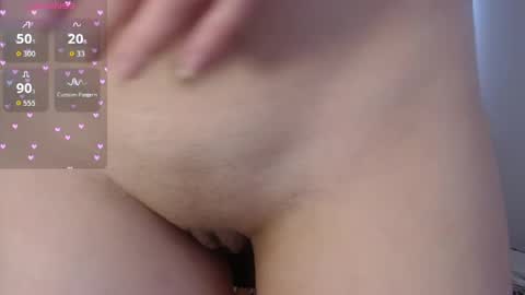 Snapshot of missbunny_mrsrabbit chatting on 06/08/26, 01:55 Sara online show from 06/08/26, 01:55