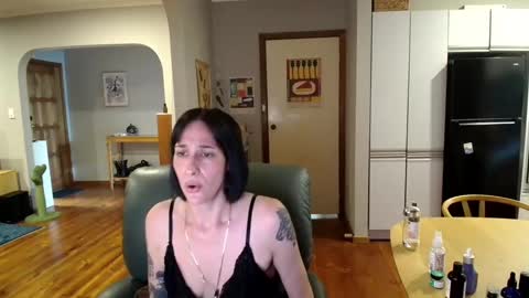 Snapshot of misscarmilla444 chatting on 02/26/26, 05:39 MissCarmilla444 online show from 02/26/26, 05:39