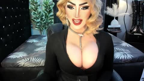 PRIESTESS CHANNEL online show from 10/19/25, 08:42