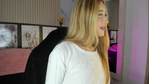 Snapshot of misscheelsee_as chatting on 10/06/25, 10:18 misscheelsee_as online show from 10/06/25, 10:18