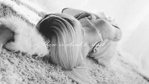 Chloe freelance model Please your thumbs up are important  online show from 09/16/25, 11:39