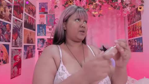 Snapshot of misscurvytop chatting on 02/14/26, 11:01 Vane online show from 02/14/26, 11:01