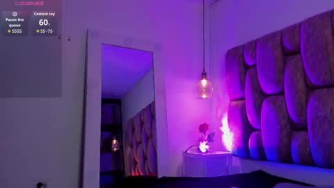 dahlia online show from 10/08/25, 01:31