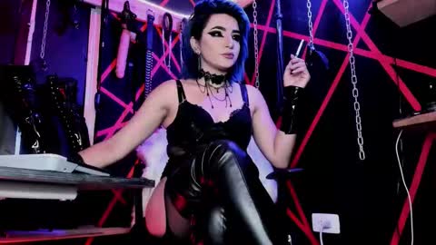 Snapshot of missdarklady chatting on 02/21/26, 11:28 Missdarklady online show from 02/21/26, 11:28