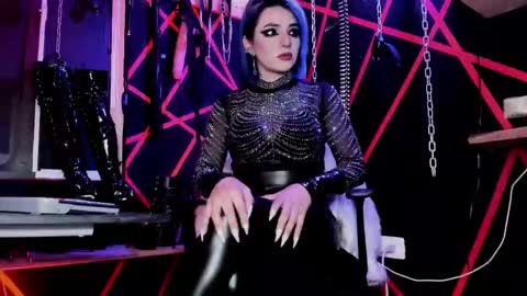 Snapshot of missdarklady chatting on 03/03/26, 11:32 Missdarklady online show from 03/03/26, 11:32