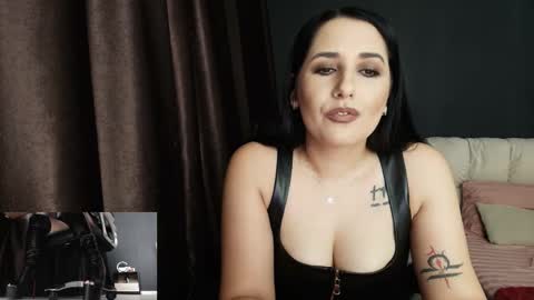 Snapshot of missdyaa chatting on 09/09/25, 09:36 Miss online show from 09/09/25, 09:36