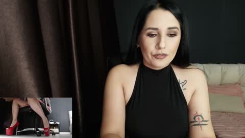 Snapshot of missdyaa chatting on 09/16/25, 08:54 Miss online show from 09/16/25, 08:54