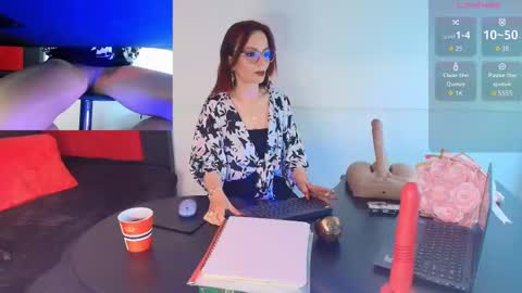 Snapshot of missellien chatting on 09/13/25, 03:28 Angela online show from 09/13/25, 03:28