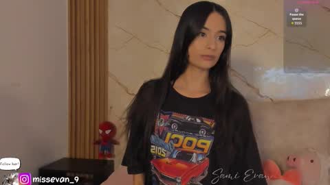 Sami Evan online show from 11/21/25, 01:21