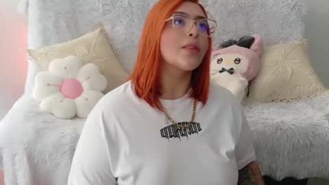 Snapshot of missevans_ chatting on 04/14/26, 08:26 missevans_ online show from 04/14/26, 08:26