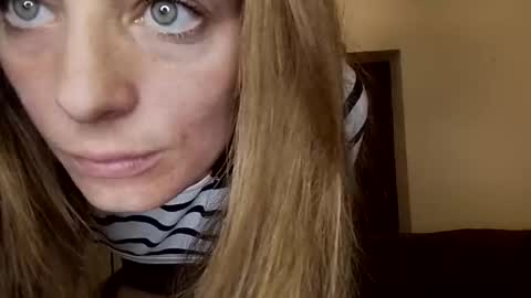 Snapshot of missfireplay chatting on 04/15/26, 07:58 missfireplay online show from 04/15/26, 07:58