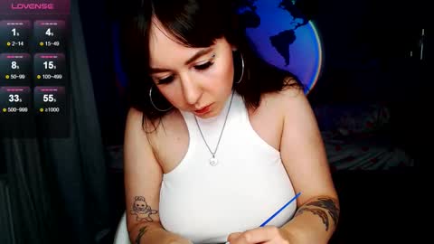 Snapshot of missgenevaonceagain chatting on 09/10/25, 08:53 G online show from 09/10/25, 08:53