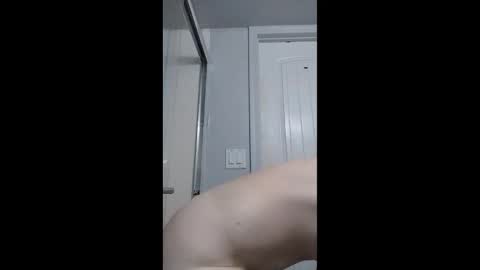 Snapshot of misshannaho chatting on 10/15/25, 01:06 misshannaho online show from 10/15/25, 01:06