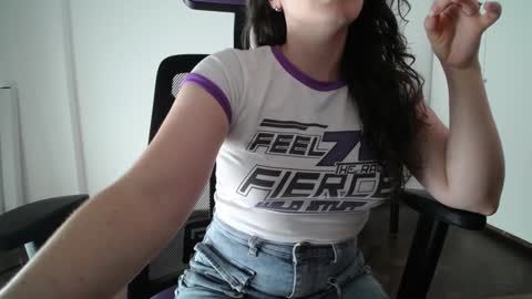 Snapshot of missivana777 chatting on 01/29/25, 08:04 Ivana online show from 01/29/25, 08:04