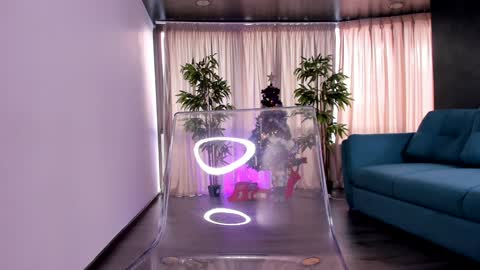 Snapshot of misskiarra chatting on 01/04/25, 09:00 misskiarra online show from 01/04/25, 09:00