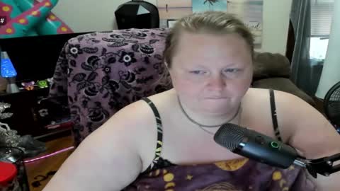 Snapshot of misskimberbbw chatting on 11/16/25, 07:30 MissKimberBBW online show from 11/16/25, 07:30