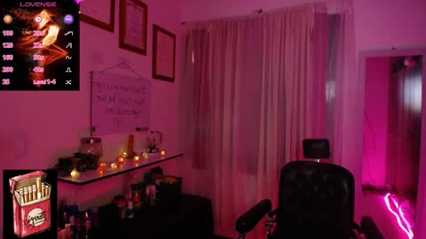 LanaLul  online show from 10/05/25, 10:29