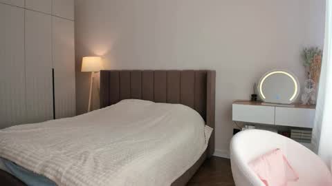 Snapshot of missliiaa chatting on 02/22/26, 06:57 Aiza my last streams til Dec 8 online show from 02/22/26, 06:57