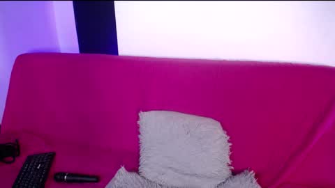 Miss Loise online show from 01/13/25, 06:49