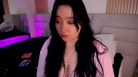 Miss Loise online show from 11/10/25, 03:38