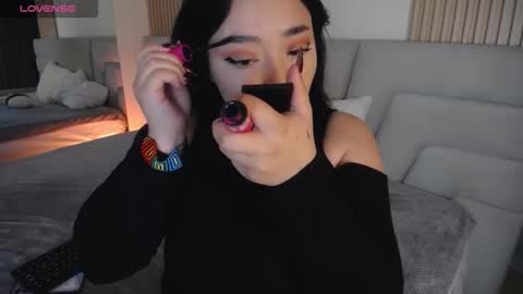 Miss Loise online show from 11/29/25, 03:09