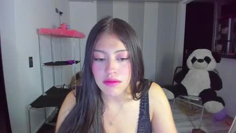 Snapshot of missloren333 chatting on 01/05/25, 03:22 missloren333 online show from 01/05/25, 03:22