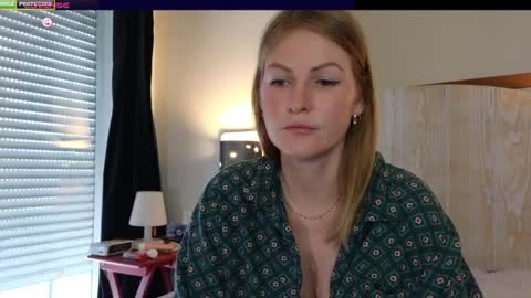 Misslucci online show from 02/10/25, 09:25