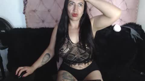 Snapshot of misslucyy1 chatting on 04/22/26, 08:21 luccy online show from 04/22/26, 08:21