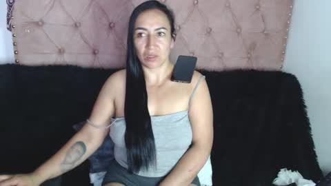 Snapshot of misslucyy1 chatting on 04/27/26, 12:30 luccy online show from 04/27/26, 12:30