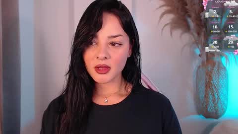 missmariana_ online show from 11/10/25, 12:09