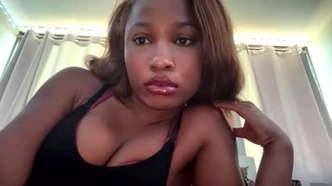 Snapshot of missmarimac chatting on 03/09/26, 03:38 missmarimac online show from 03/09/26, 03:38