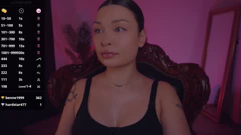 Snapshot of missmerciless chatting on 02/08/25, 09:35 LUXXANDRA online show from 02/08/25, 09:35