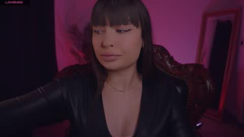 Snapshot of missmerciless chatting on 02/11/25, 05:47 LUXXANDRA online show from 02/11/25, 05:47